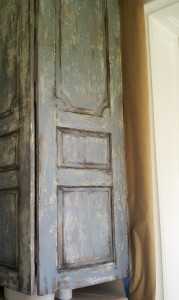 Detail-of-TV-Cabinet